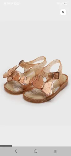 Mini Melissa 19