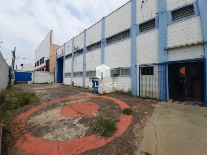 Barracão à venda em Campinas, Chácaras Campos dos Amarais, com 1800 m²
