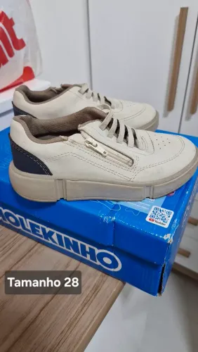 Sapatos meninos conservados
