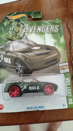 Carrinho hot wheels do Hulk