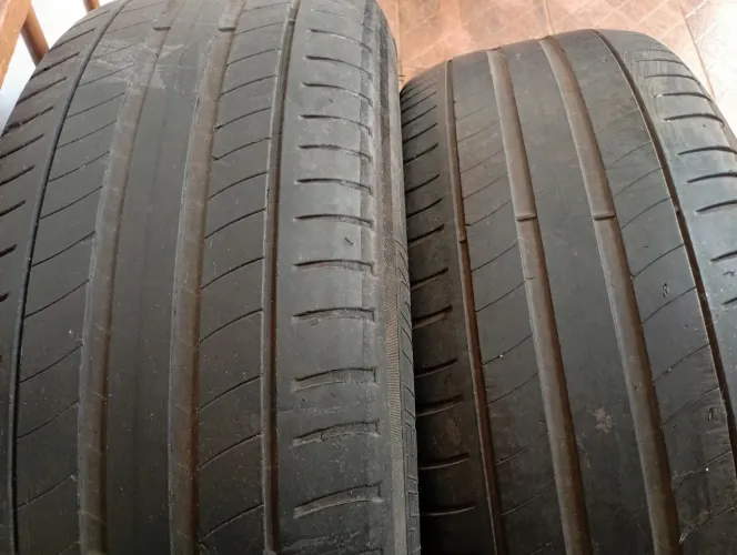 Pneu 225-60/17 