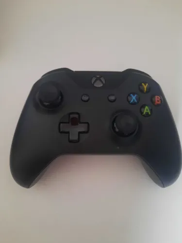 Controle de Xbox One preto