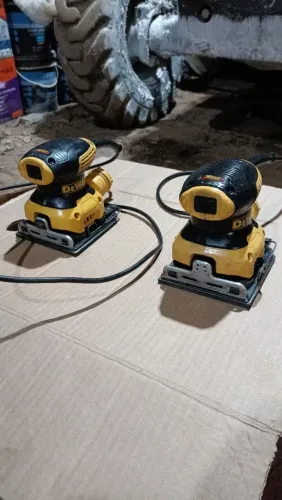 Lixadeiras treme treme Devalt 230w