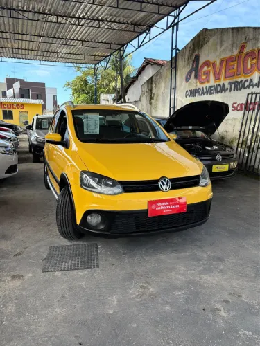 Volkswagen Crossfox 1.6 MI Total Flex 8V 5P 2013