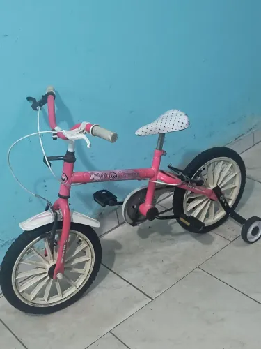 Bicicleta aro 16 pra menina
