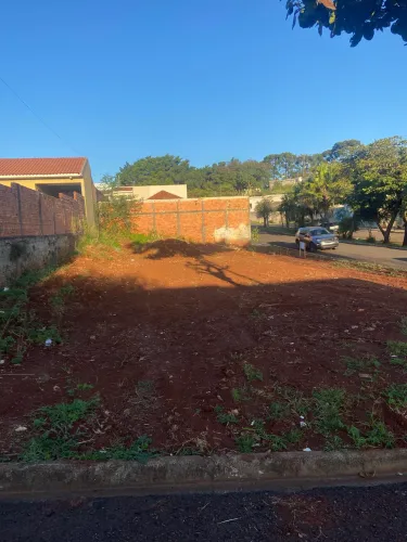 Terreno de esquina - Jardim Moretti