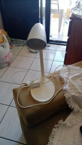 Vende se luminária abajur led