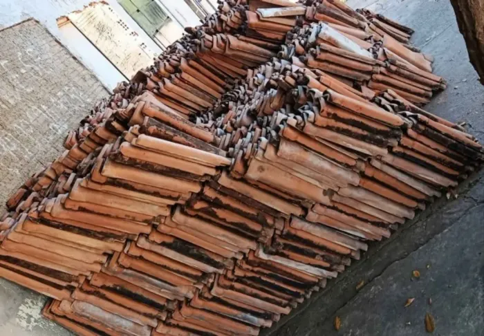 3000 Telhas de barro