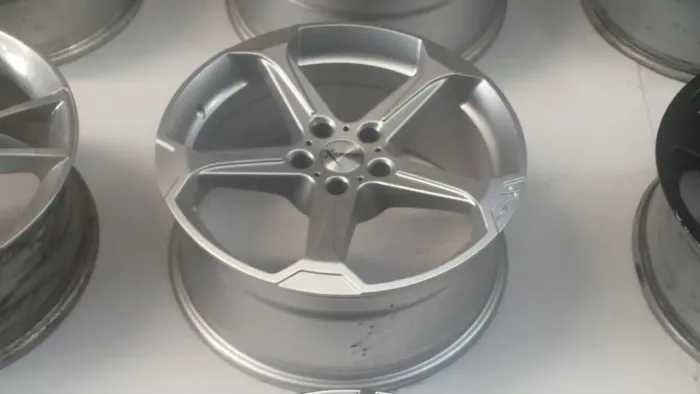 Rodas aro 18 Xtreme Taluda Prata Côncava Taluda 5x112 novas 