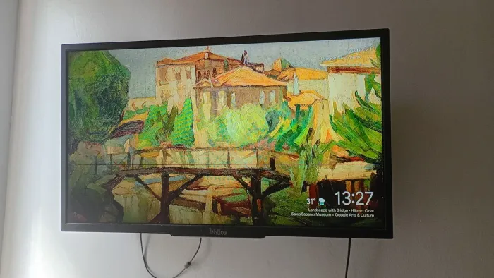 VENDO TV 32" + Chromecast (Google) 
