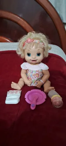 Baby alive troninho