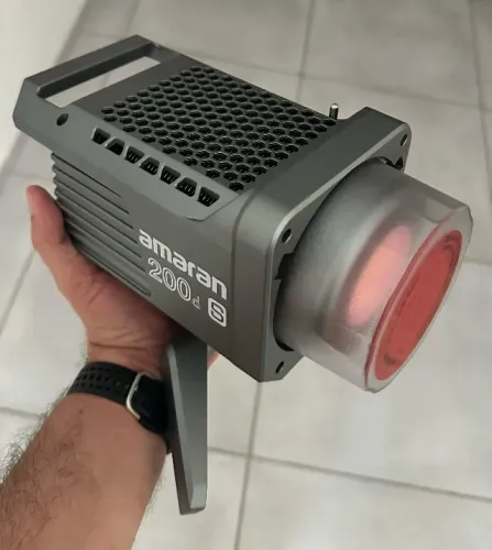 Aputure Amaran 200d - 5600k - 200w