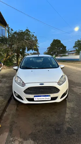 Ford Fiesta 1.6 16V Flex Aut. 5P 2015