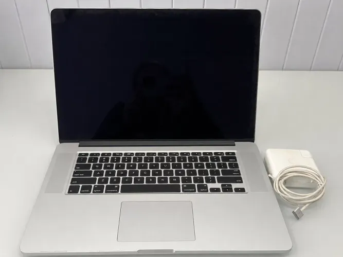 MACBOOK PRO RETINA 15? A1398 | PARA REPARO OU PEÇAS | CARREGADOR ORIGINAL