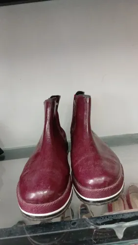 Bota cor de vinho ( número 36 ) Beira Rio