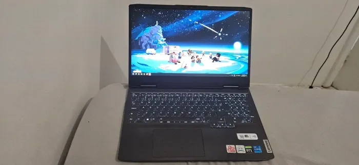 Lenovo Loq 15 polegadas intel