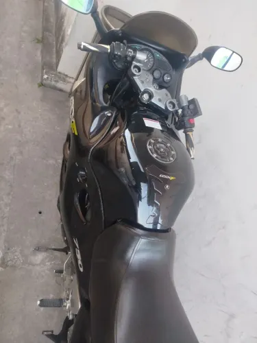 Suzuki 750f 