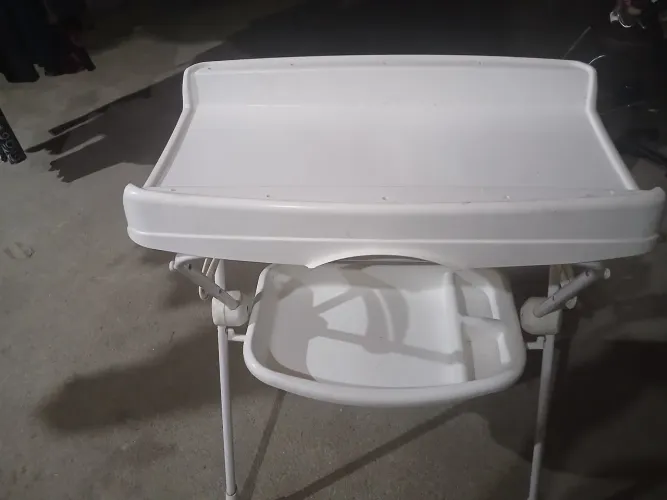 Vende se trocador de bebe 