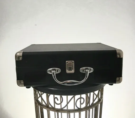 Vitrola Portátil TTB Áudio Suitcase Turntable Speaker