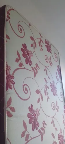 Colchão Semi-novo (quase não usado)