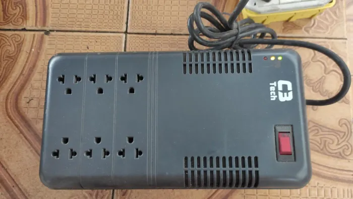 Estabilizador C3 Tech 600va