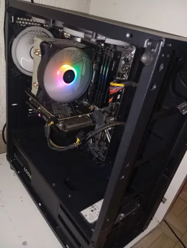 Computador Completo para Jogos e Trabalho - i7 - 9° Geração / RTX 3050 / Excelente Estado