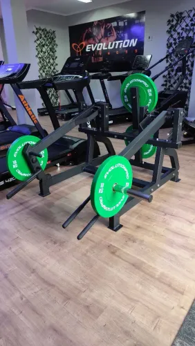 Máquina Articulada multifuncional importada
