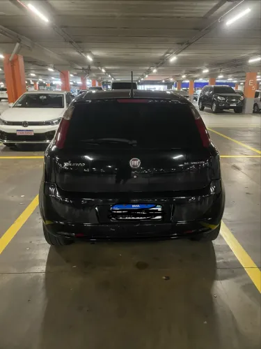 Fiat Punto Attractive 1.4 Fire Flex 8V 5P 2011
