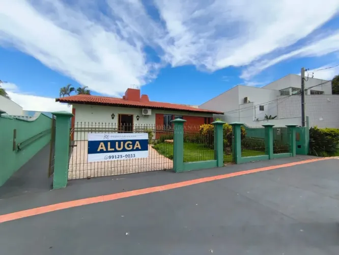 Casa comercial - Zona 05