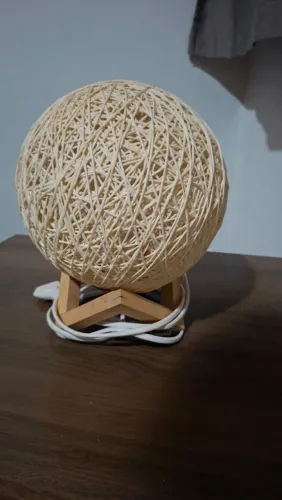 Luminária de mesa artesanal