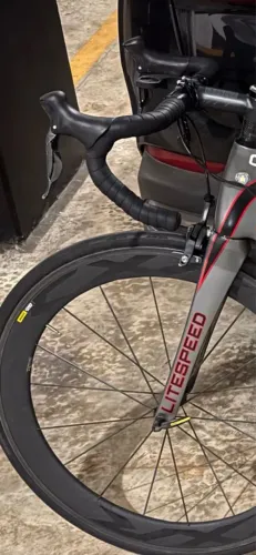 Litespeed C2 Carbon - Shimano Ultegra Di2 - Rodas de Carbono