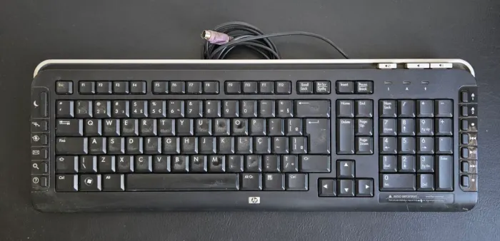 Teclado HP Multimídia PS/2 Vintage ABNT2 - Retrô PC