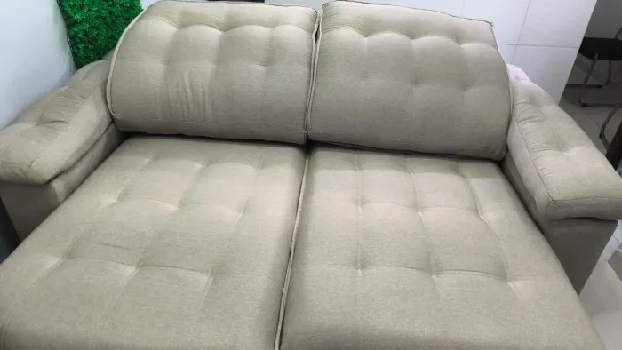 Vendo sofá retrátil de 3 lugares seminovo *28