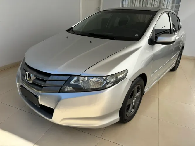 Honda City Sedan LX 1.5 Flex 16V 4P Aut. 2011