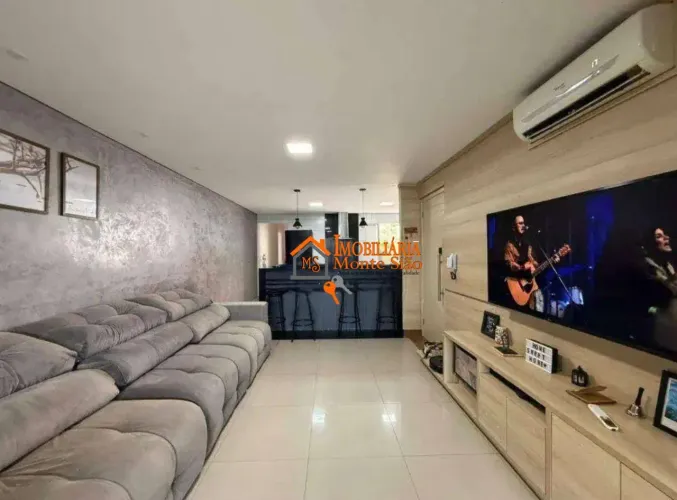 Sobrado com 3 dormitórios à venda, 228 m² por R$ 640.000,00 - Continental II - Guarulhos/S