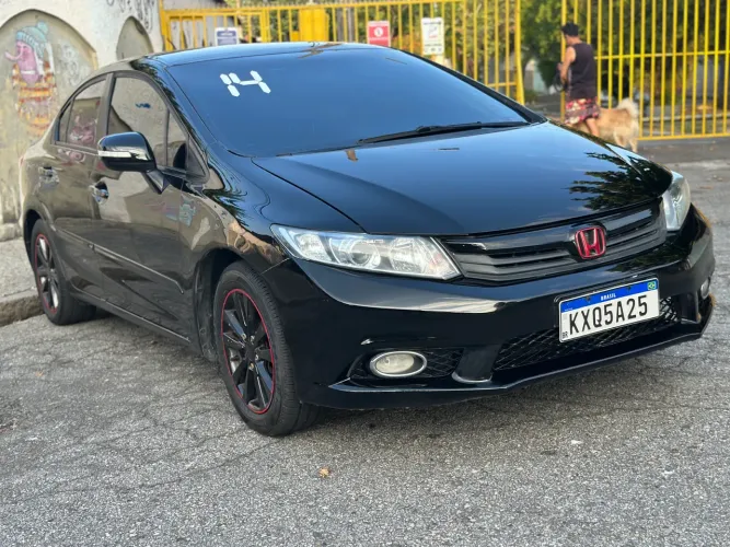 Honda Civic Sedan LXR 2.0 Flexone 16V Aut. 4P 2014