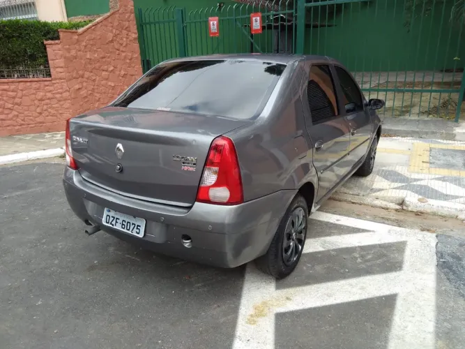 Renault Logan Privilège Hi-flex 1.6 16V 4P 2008