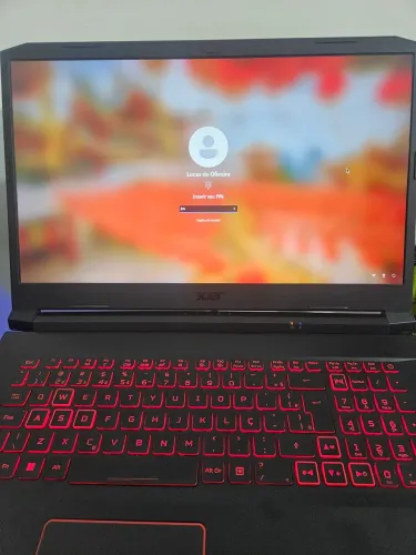 Troco Nitro 5 32gb de Ram, GTX 1650 por Rog Ally