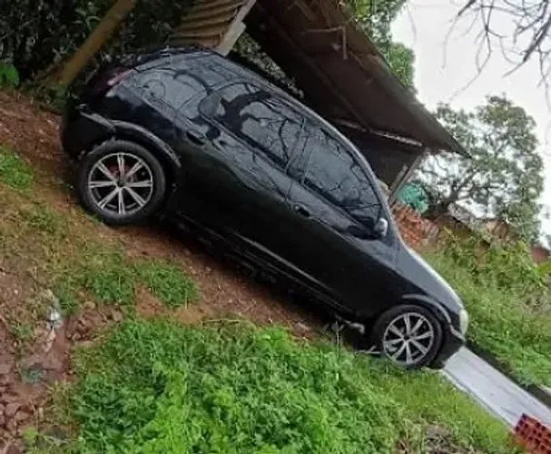 Rodas aro 15 peneu 195 .55 pra troca em outra roda do meu agrado com volta pramim