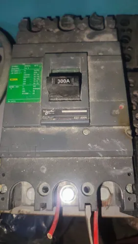 Disjuntor 300A