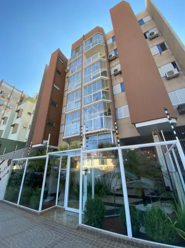 Apartamento no Ed. Campos Sales