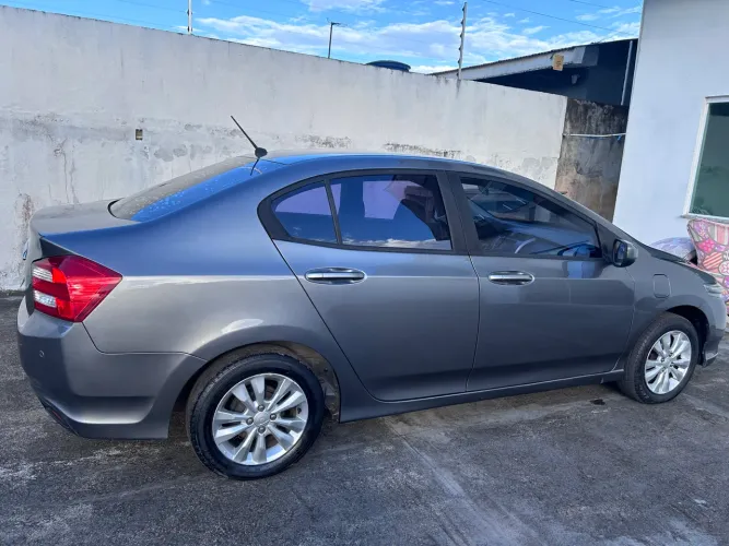 Honda City Sedan LX 1.5 Flex 16V 4P Aut. 2013