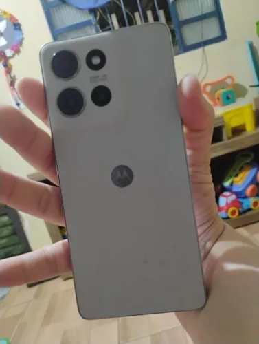 Moto G75 s trincados vai c vc e nota fiscal. Aceito cartão 