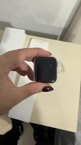 Apple Watch SE 40mm Prata (GPS) - Completo | Excelente Estado