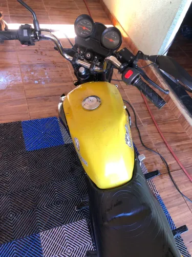 Vendo moto 