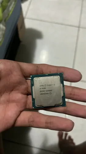 Processador Intel core I3-8100 8ª geração(lga1151) com cooler original 