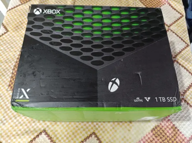 XBOX SERIES X +2 CONTROLES