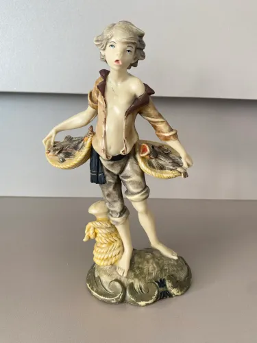 Escultura em resina italiana