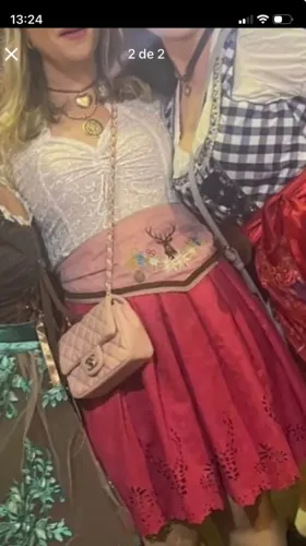 Traje Oktoberfest Frida usado uma vez