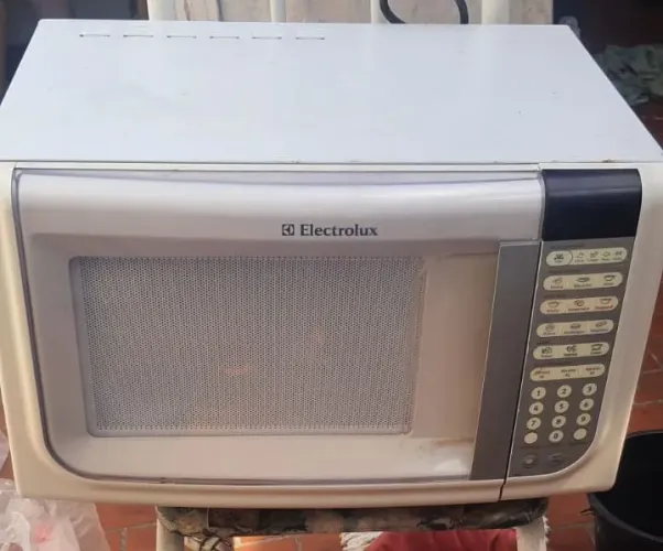 Microondas electrolux usado